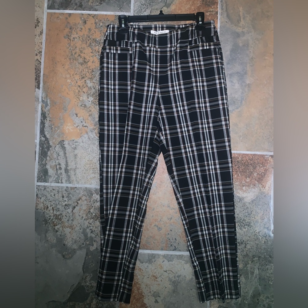 Zoe and Rachel size 10 Plaid slacks.